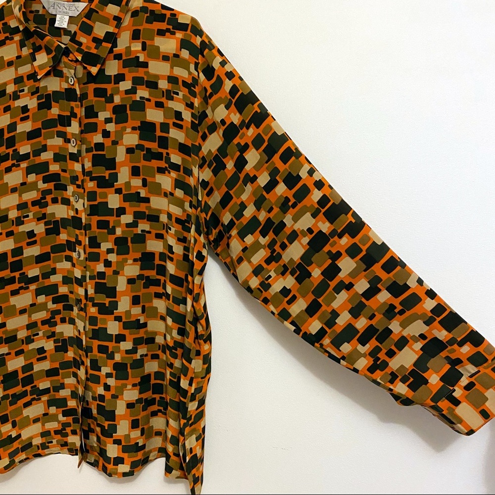 100% Silk Retro 70s Inspired Geometric Shirt - Picture 3 of 8
